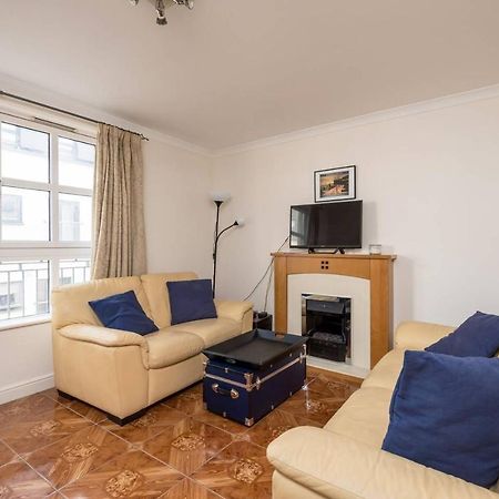 Joivy Old Town Apartment With Parking Close To Royal Mile Единбург Екстериор снимка