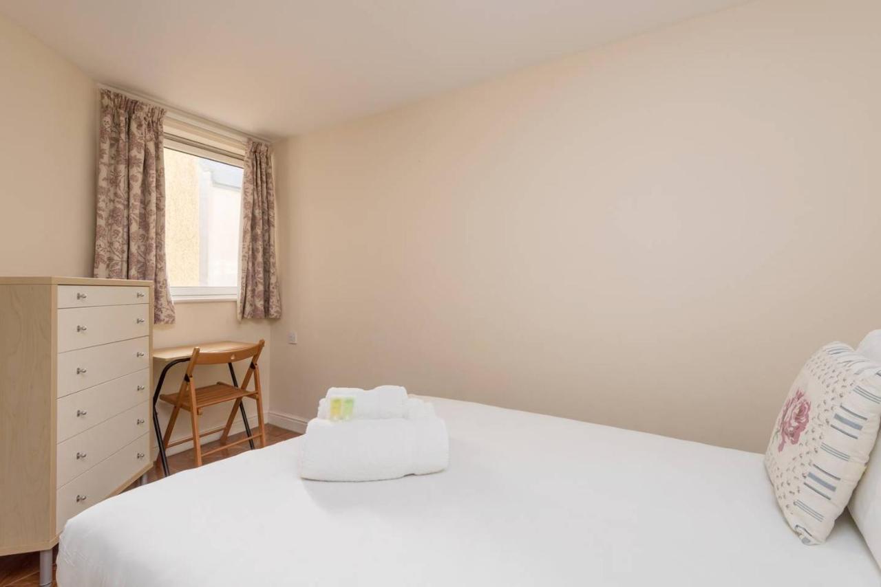 Joivy Old Town Apartment With Parking Close To Royal Mile Единбург Екстериор снимка