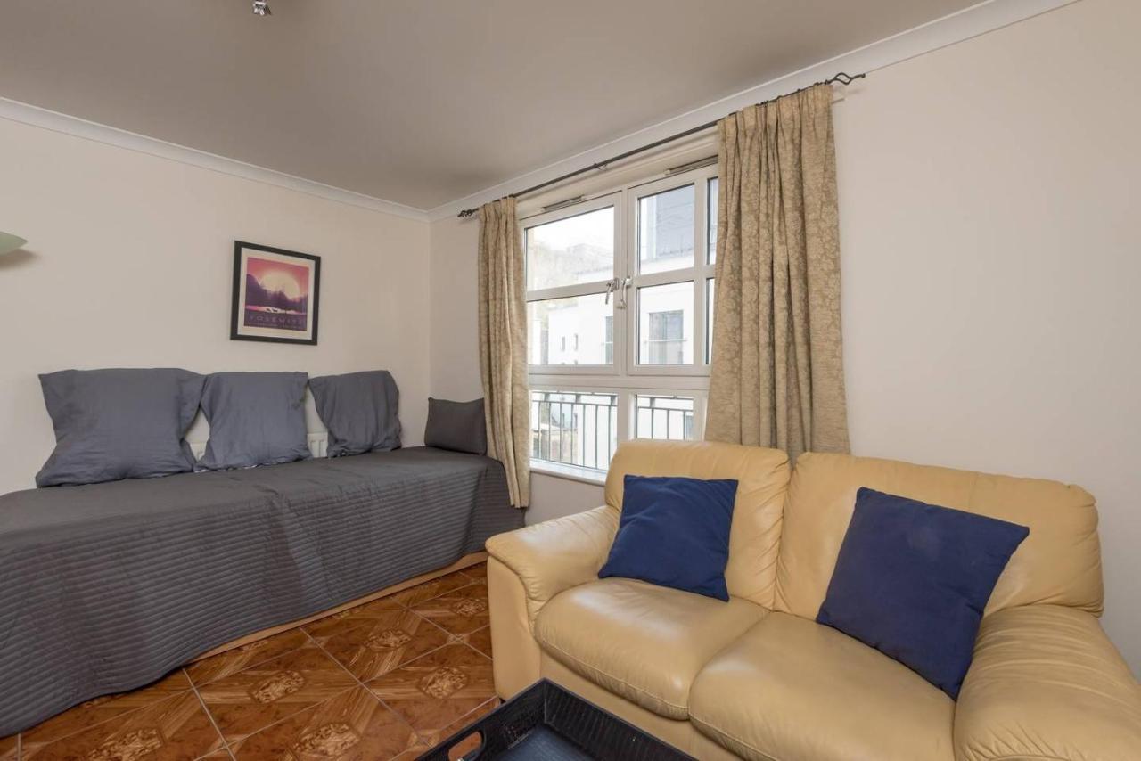 Joivy Old Town Apartment With Parking Close To Royal Mile Единбург Екстериор снимка