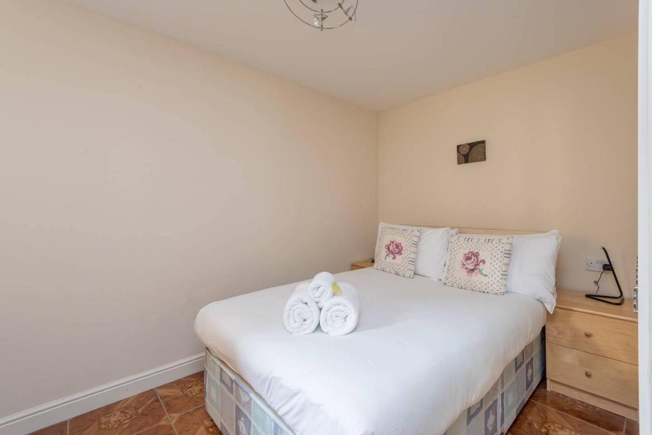 Joivy Old Town Apartment With Parking Close To Royal Mile Единбург Екстериор снимка